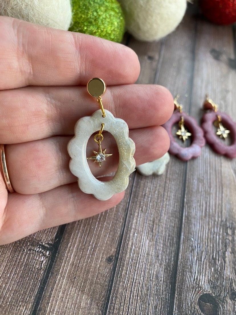 Scallop Oval Earrings